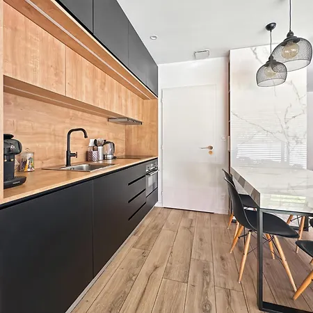 Апартаменты Modern 2 Bedroom House, Sleeps Up To 6 Сен-Дидье-де-Форман
